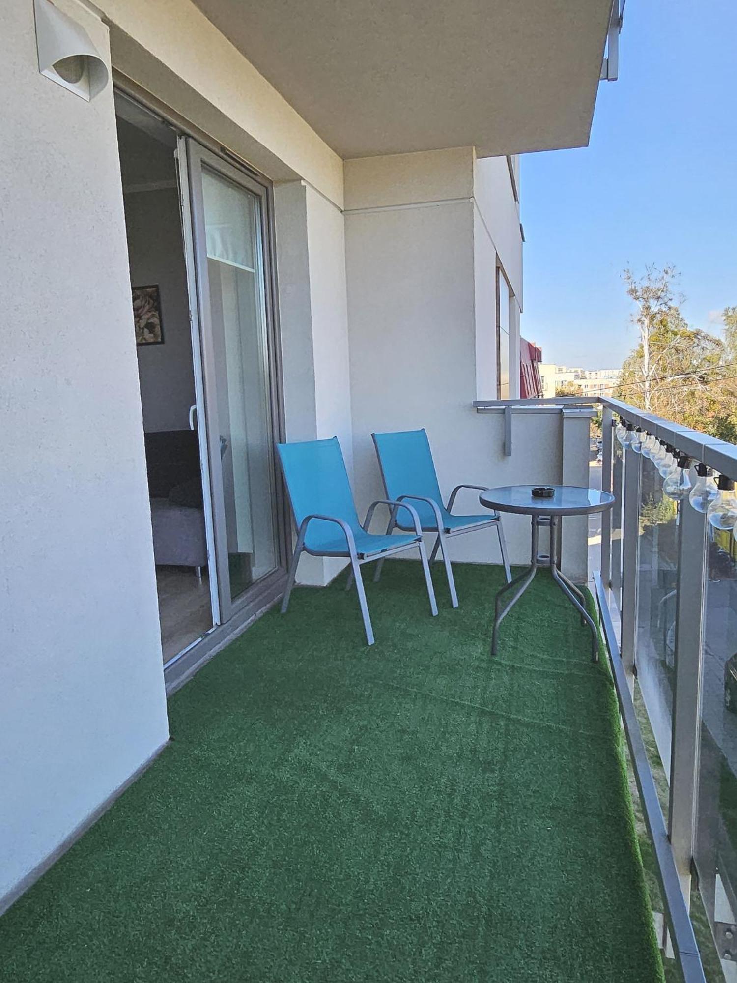 Urban Jungle - Silver Apartment Бялисток Екстериор снимка