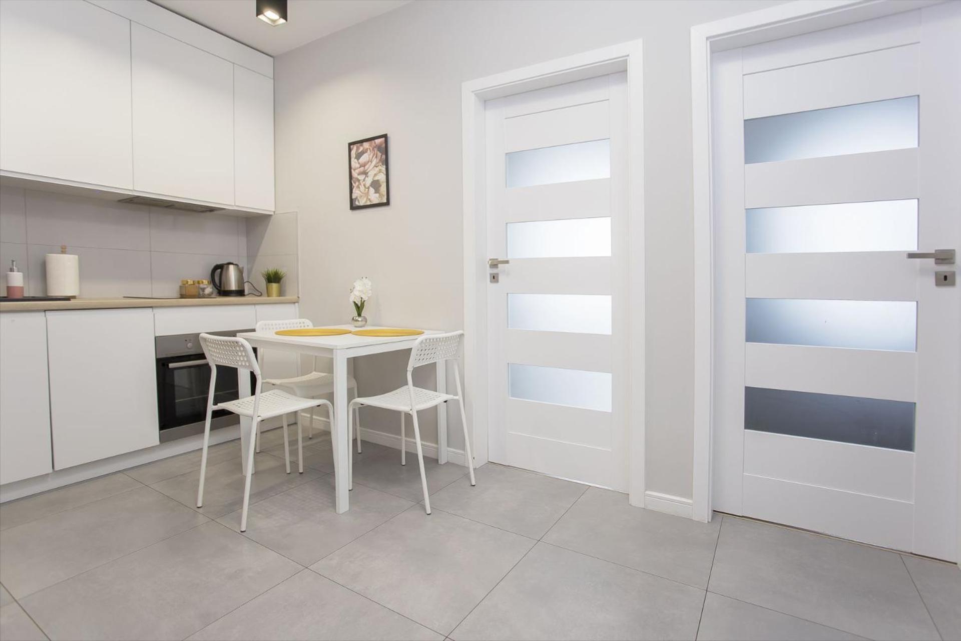 Urban Jungle - Silver Apartment Бялисток Екстериор снимка