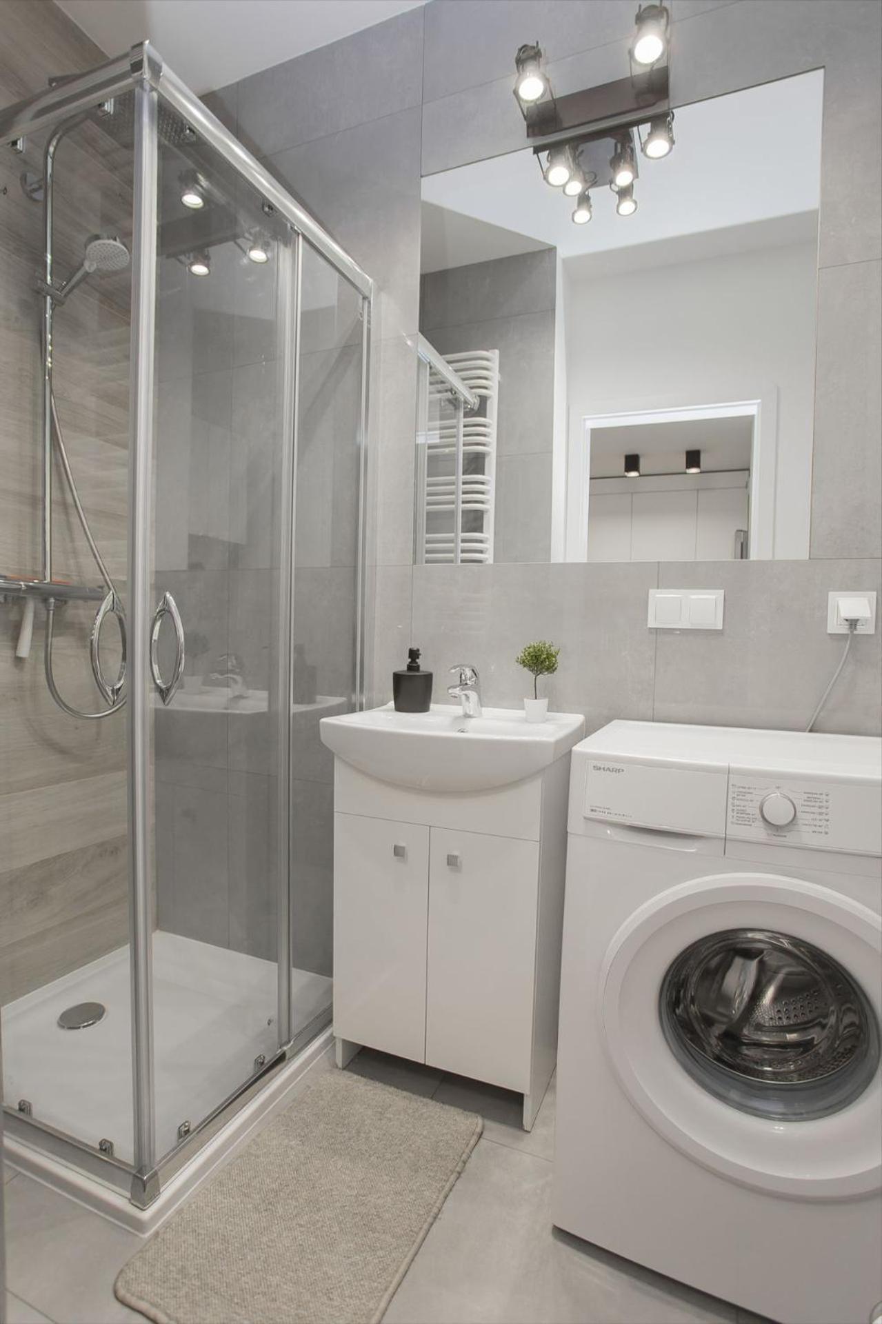 Urban Jungle - Silver Apartment Бялисток Екстериор снимка